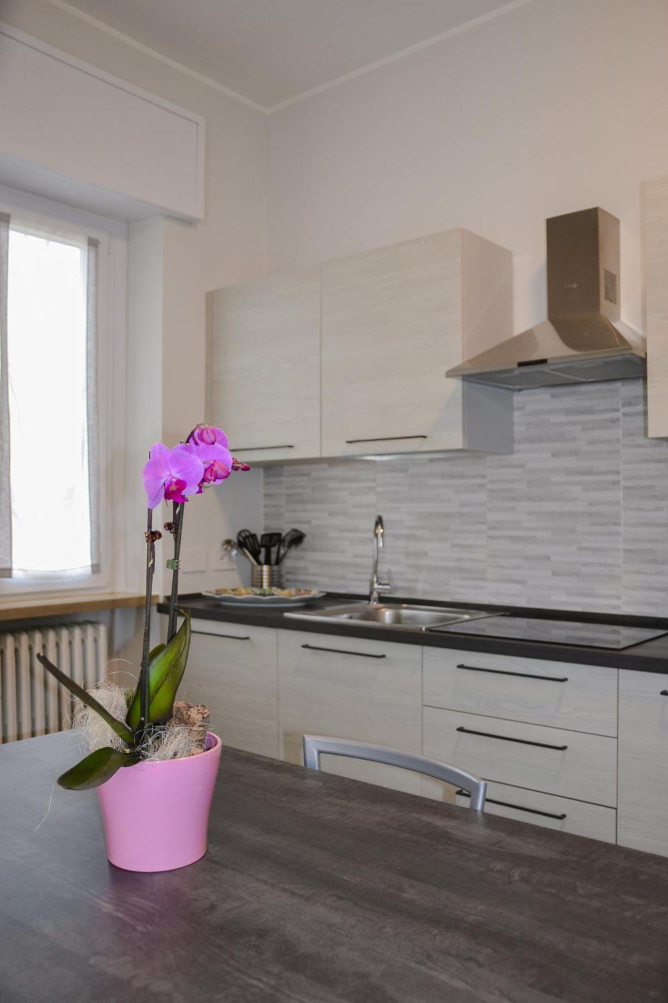 Via Brennero 5 Apartments Pastrengo Eksteriør billede